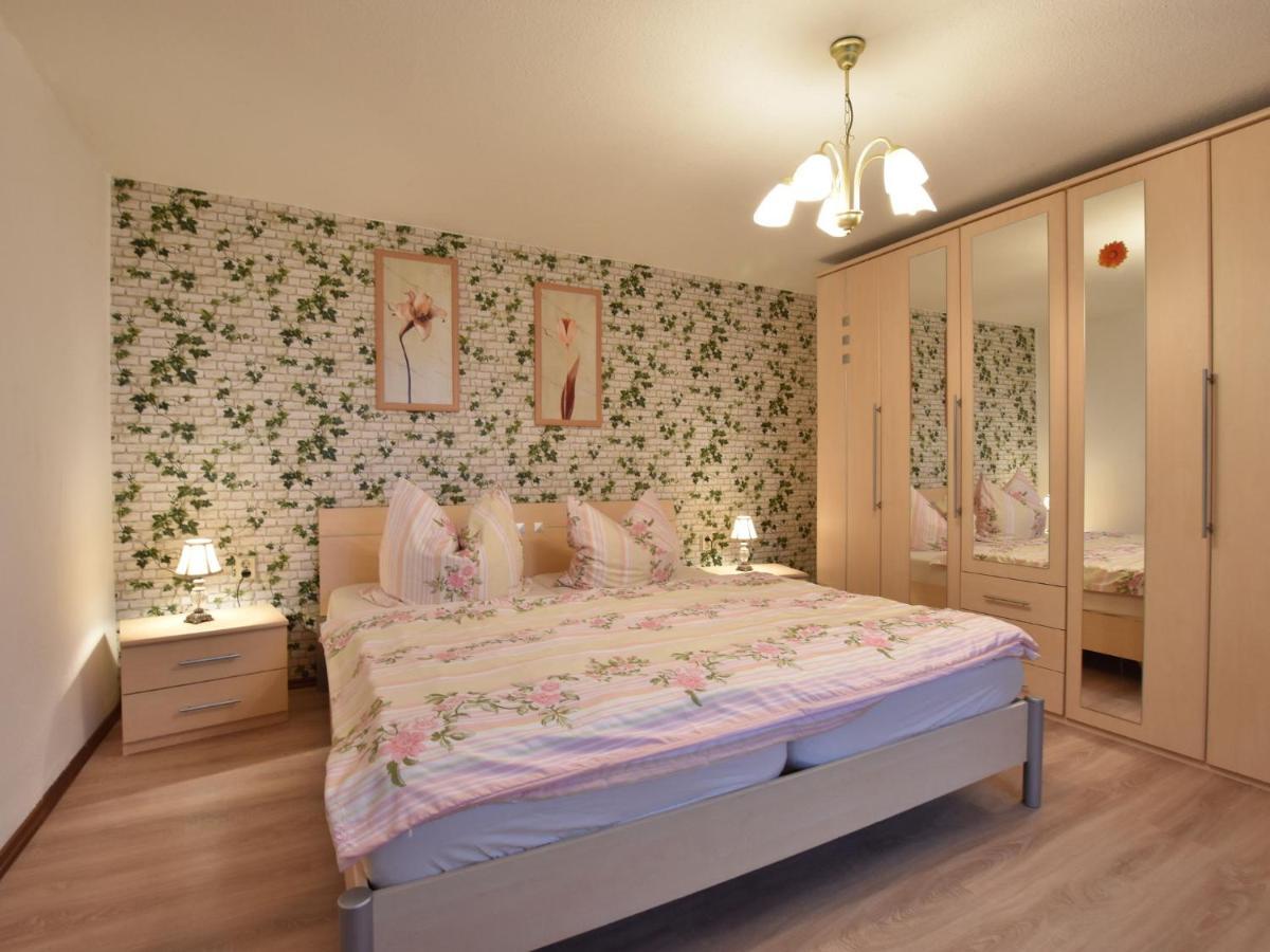 Classy Apartment In Boltenhagen With Terrace Dış mekan fotoğraf